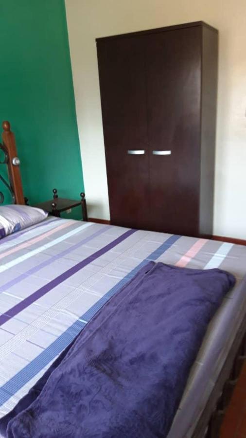 Superbe Appartement Avec Piscine, Proche Centre Ville, Restaurant, Mer Saly Luaran gambar