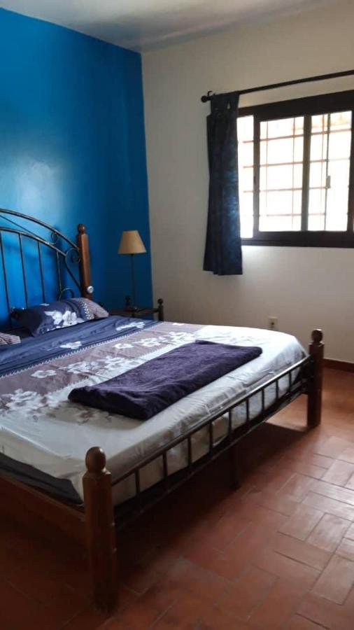 Superbe Appartement Avec Piscine, Proche Centre Ville, Restaurant, Mer Saly Luaran gambar